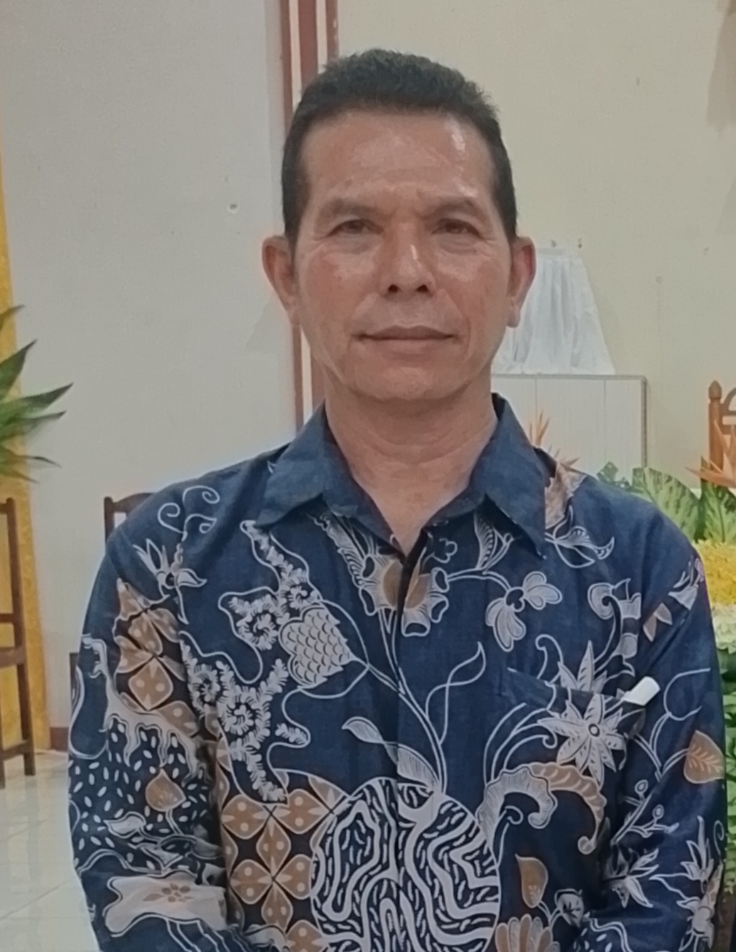 OH MAMA... OH PAPA...!!!
Ketika Gengsi Menguburkan Masa Depan.

Oleh: Fren - Fredy Malo.
